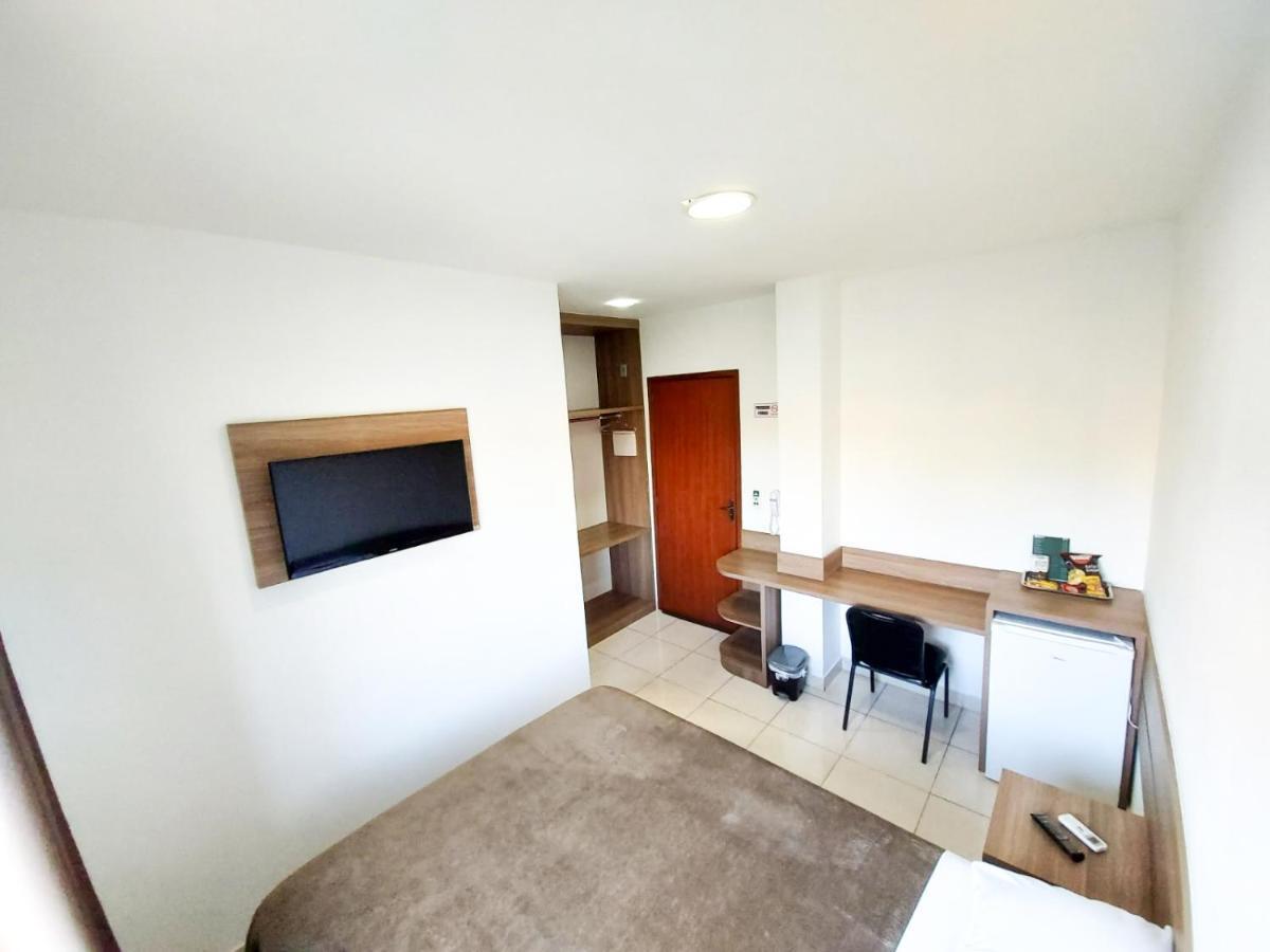 Kaluff Hotel Itaboraí Buitenkant foto