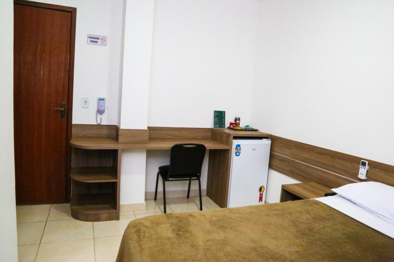 Kaluff Hotel Itaboraí Buitenkant foto