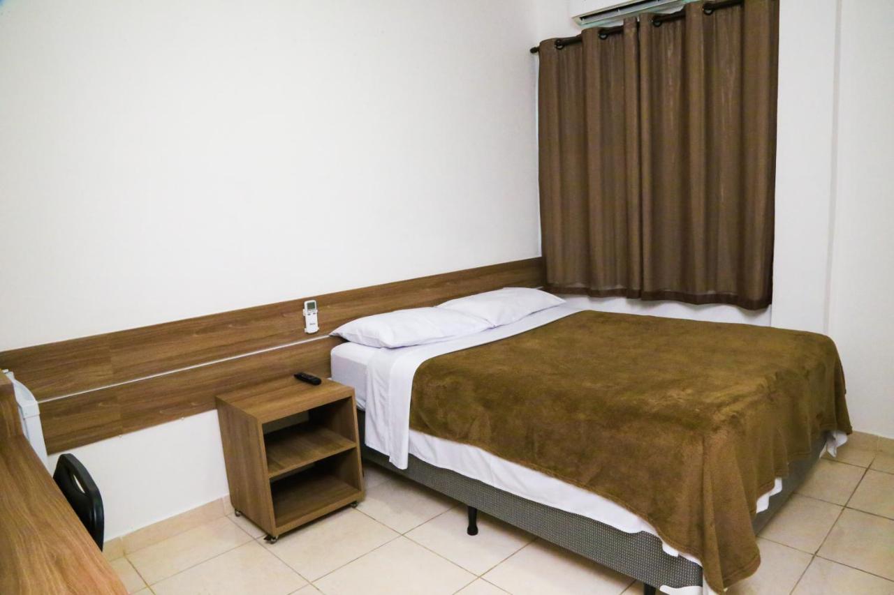 Kaluff Hotel Itaboraí Buitenkant foto